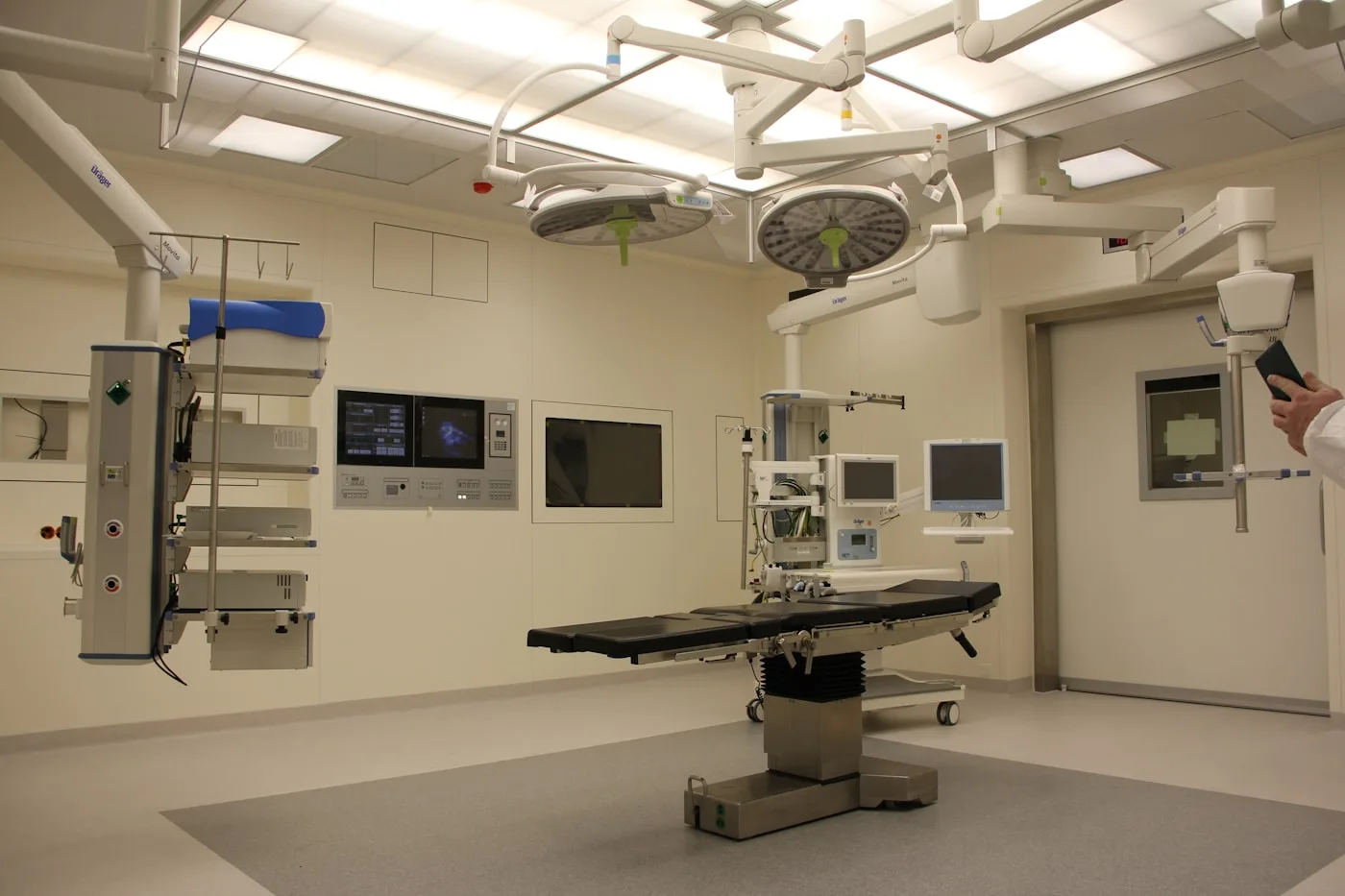 Veterinary diagnostic equipment